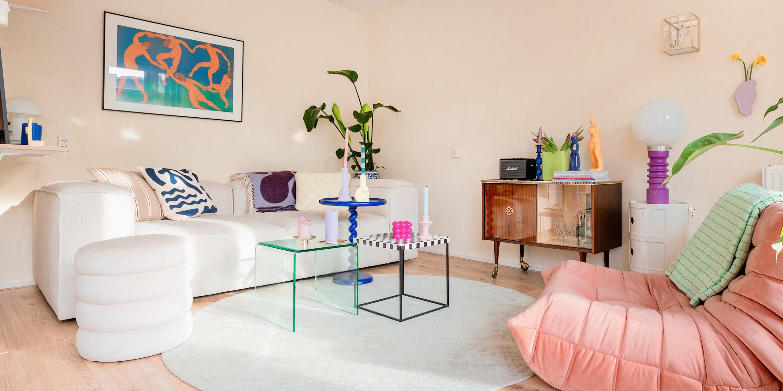 Binnenkijken in het eclectische appartement van fonQ's Interieuradviseur Fleur