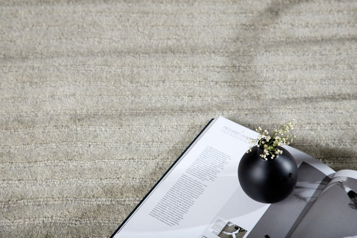 Fjôrd - Vloerkleed Lichtgrijs - 230x160cm - Milton