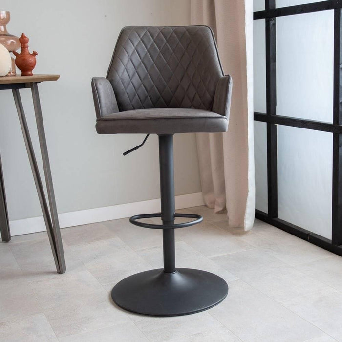 Dimehouse Barkruk Novan