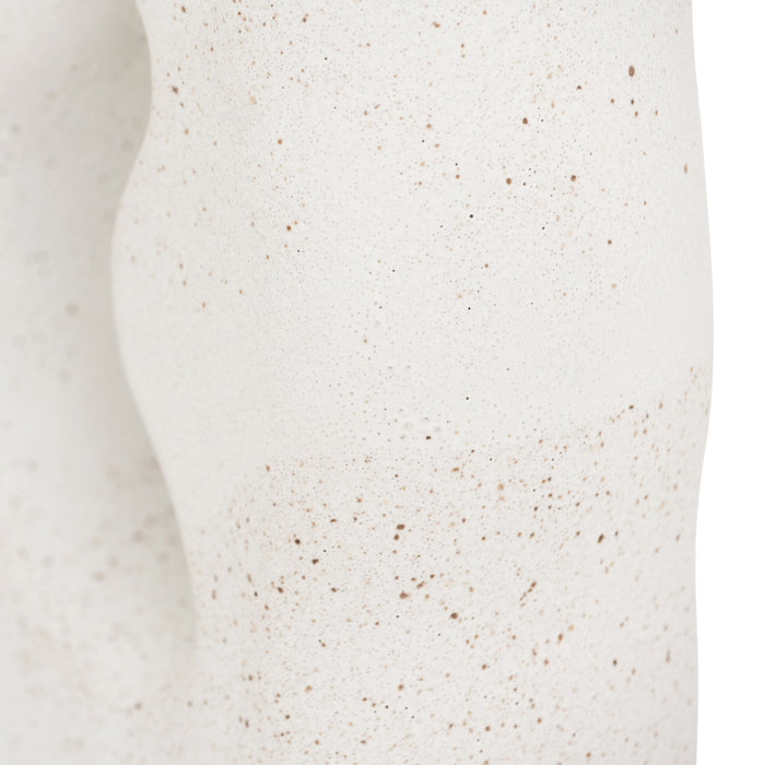 325970-x06-202504071522-A.jpg (10218858)