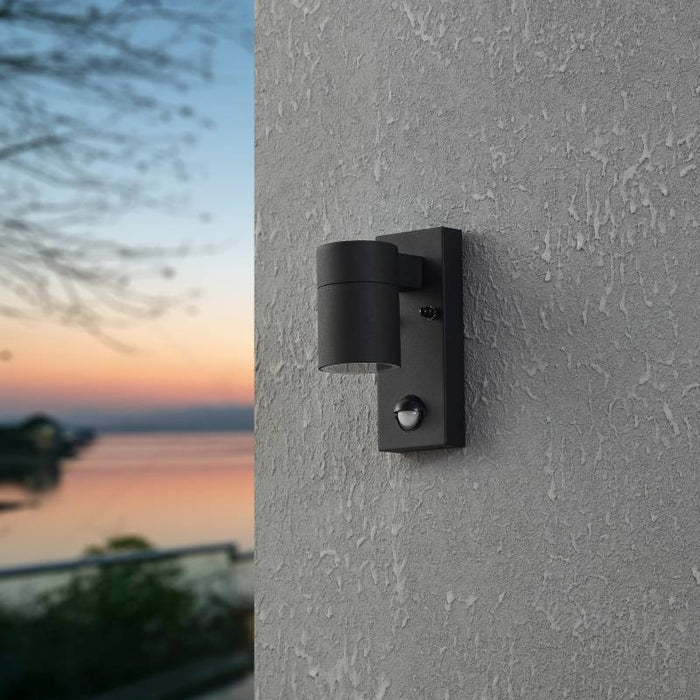 EGLO Riga 5 Wandlamp Buiten - Sensor - GU10 - 16,5 cm - Sensor - Zwart