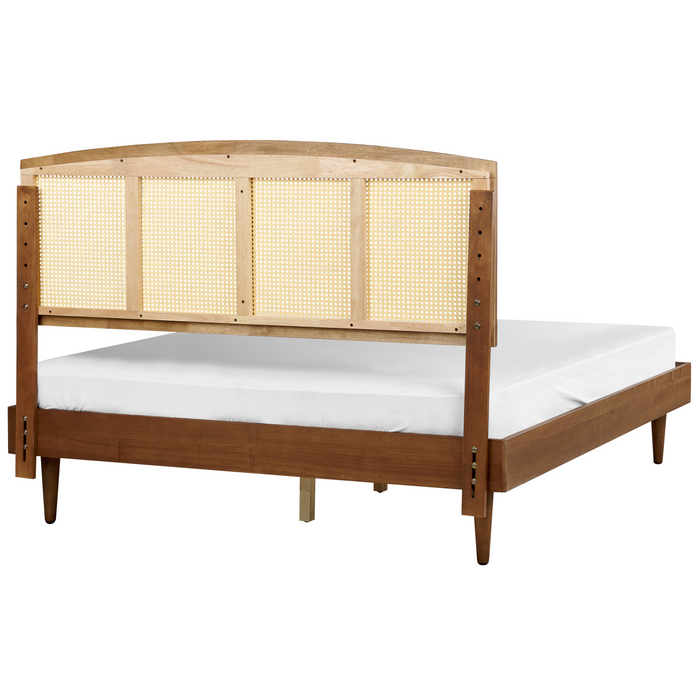 Beliani - VARZY - Bed - Lichtbruin - 160 x 200 cm - Rubberhout