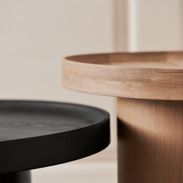 Bolia Plateau Bijzettafel - H 52 x Ø 48 cm - Zwart Gebeitst Gelakt Eiken