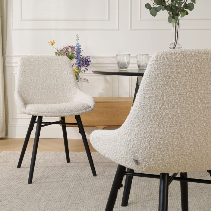 Nolon Nena-Isa Eetkamerstoel Bouclé Beige - Zwarte Houten Poten