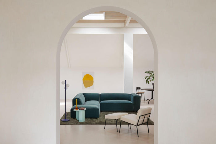 FÉST Monday ottoman zwart Soil 01 natural