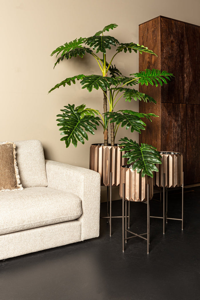 PTMD Eleyza Copper round iron pot on metal base M