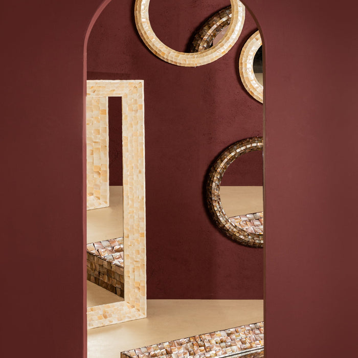 PTMD Chelsae Cream poly round shell mirror small