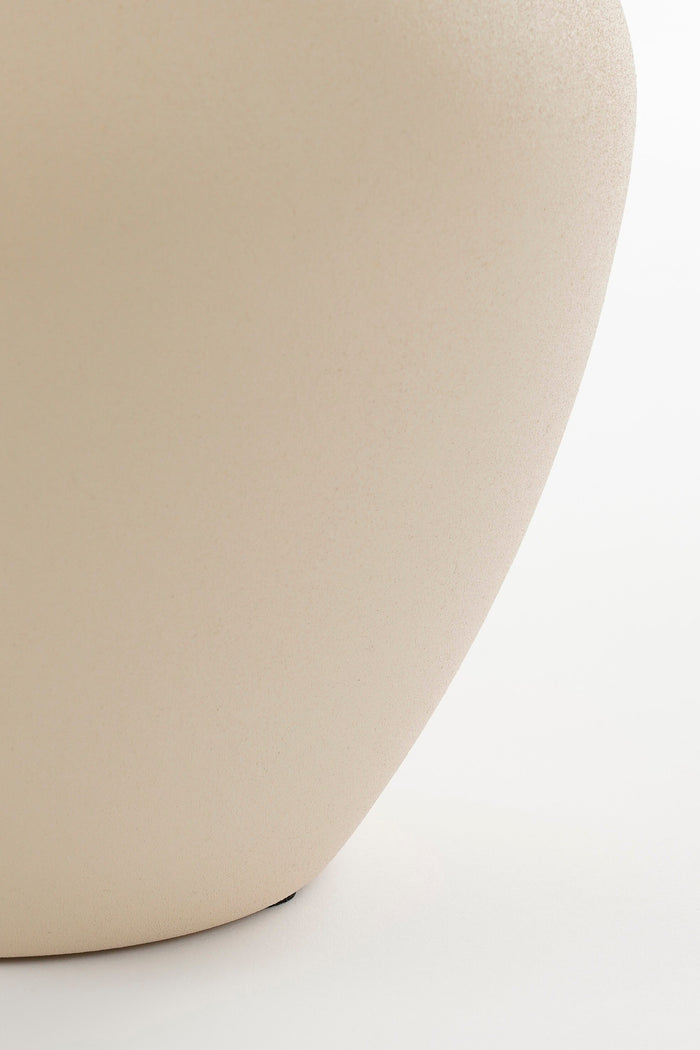 Mica Decorations Gyge Vaas - L26 x B22 x H31 cm - Metaal - Off-white