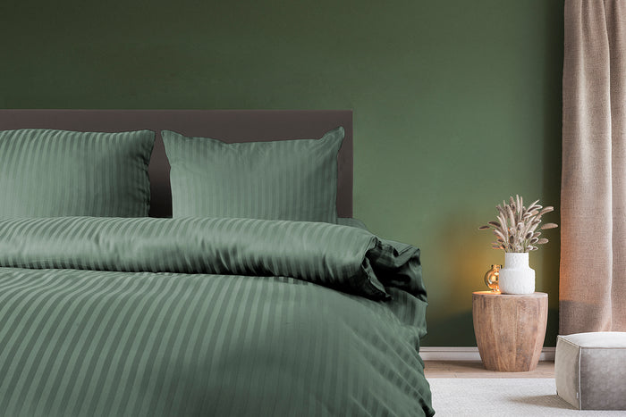 Eleganzzz Dekbedovertrek Hotel Kwaliteit Satijn Streep olive green