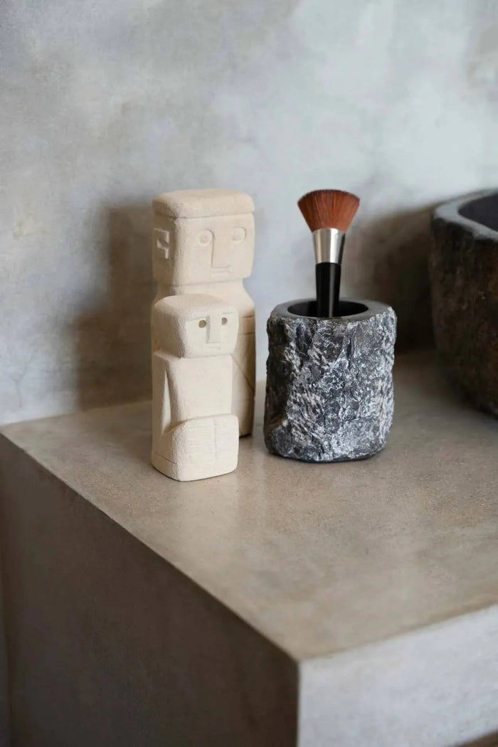 Bazar Bizar Stenen beeld Sumba