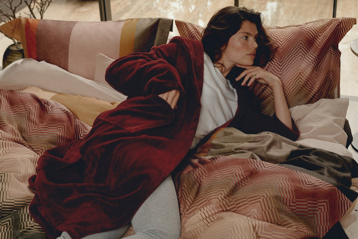 Blurred Lines Dekbedovertrek | 200 x 200|220 cm | Bruin | Roze