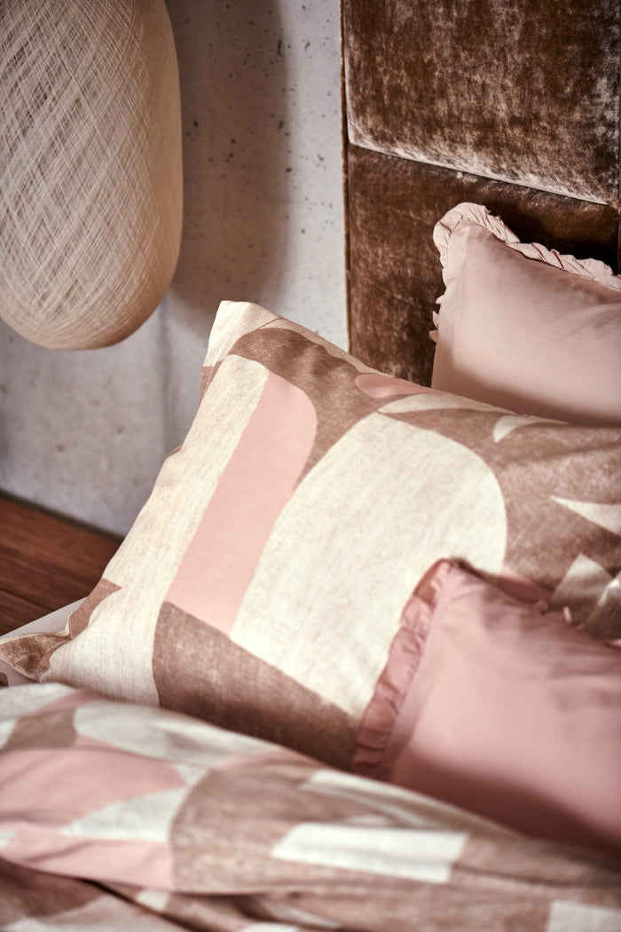 Echos Dekbedovertrek | 240 x 200|220 cm | Beige | Roze | Satijnkatoen