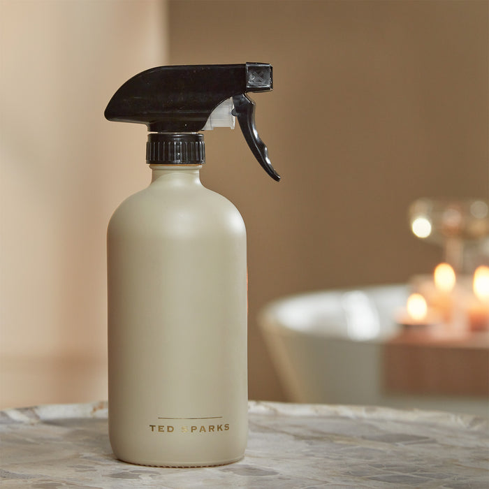 Ted Sparks - Roomspray - Tonka & Pepper