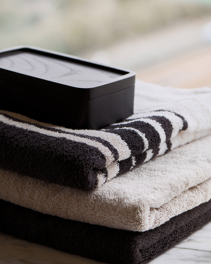 Pakketdeal: 3x Badlaken + 1x Hotelmat Ranger Off | Zwart | Katoen