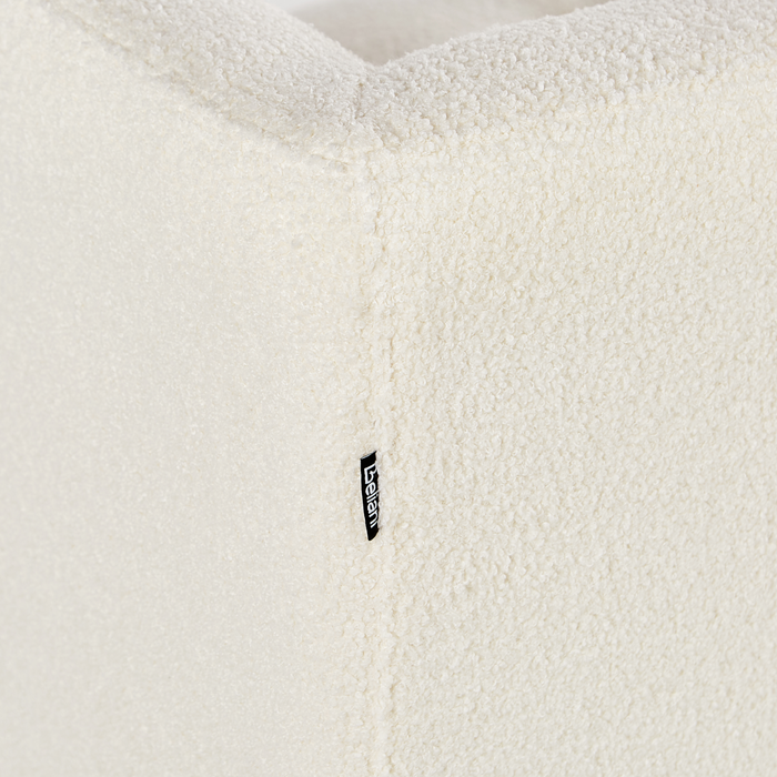 Beliani - BYSKE - Driezitsbank - Gebroken wit - Bouclé