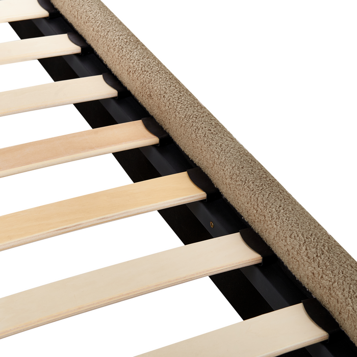 Beliani - LUNAN - Tweepersoonsbed - Taupe - 180 x 200 cm - Bouclé