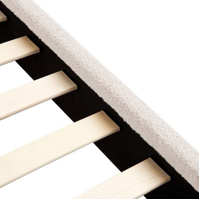 Beliani - ALBI - Tweepersoonsbed - Off-white - 180 x 200 cm - Bouclé