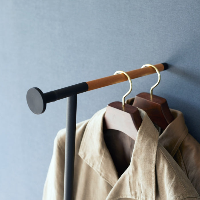 Yamazaki Leunend Stoomreiniger Kledingrek - Tower - Zwart