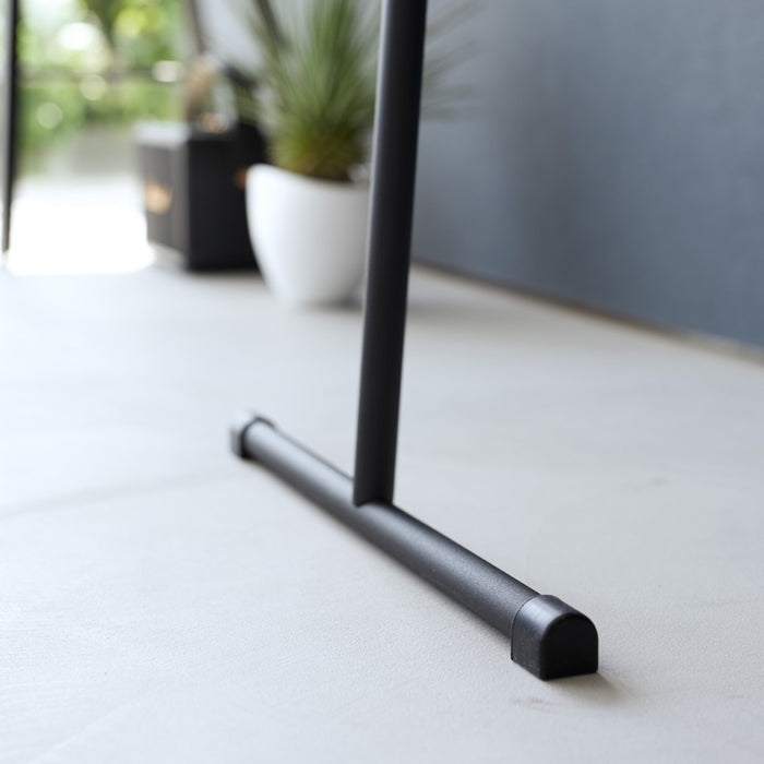 Yamazaki Leunend Stoomreiniger Kledingrek - Tower - Zwart