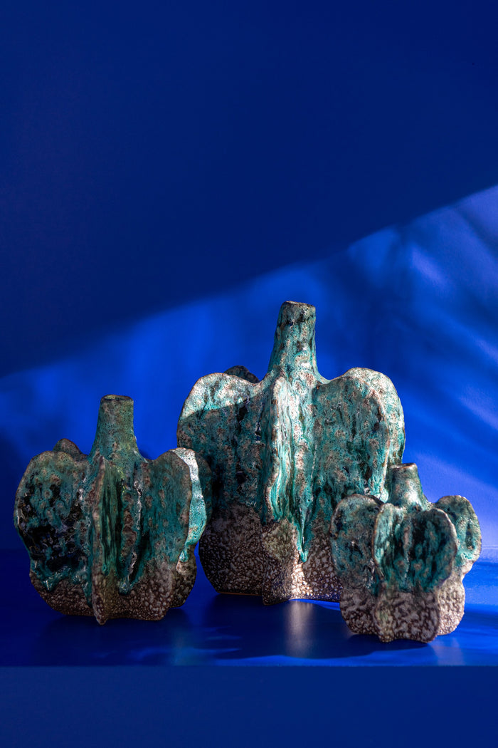 J-Line vaas Naga - keramiek - azuur|bruin - small - Ø 12.5 cm