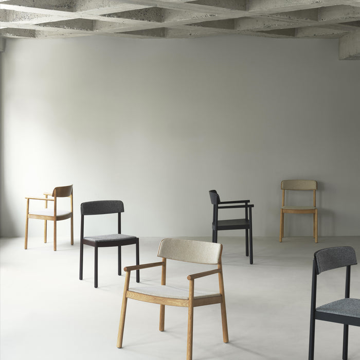 Normann Copenhagen Timb Eetkamerstoel met Armleuning - Textiel - Beige / Tan