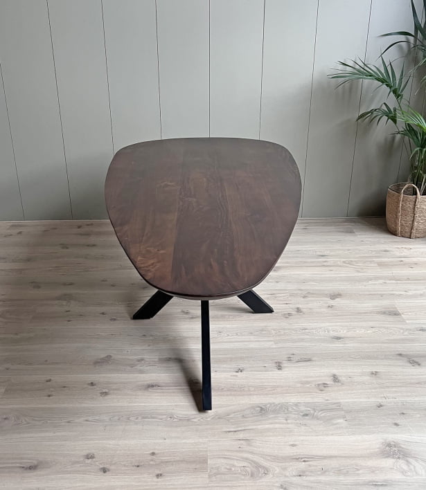 Eetkamertafel mango organisch Druppel walnoot met spinpoot 200 cm