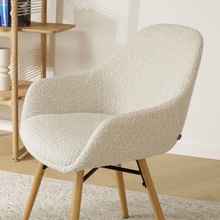 Nolon Nena-Mae Eetkamerstoel Bouclé Beige - Armleuning - Stof