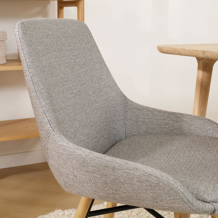 Nolon Nena-Isa Eetkamerstoel Warm Grijs - Stof - Houten Poten