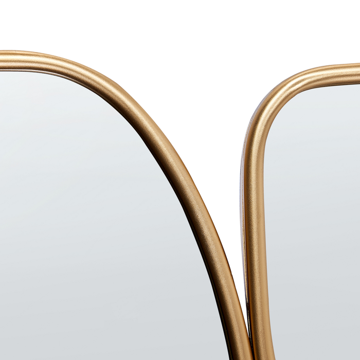 Beliani - DIANCEY - Wandspiegel - Goud - 70 x 100 cm - Metaal