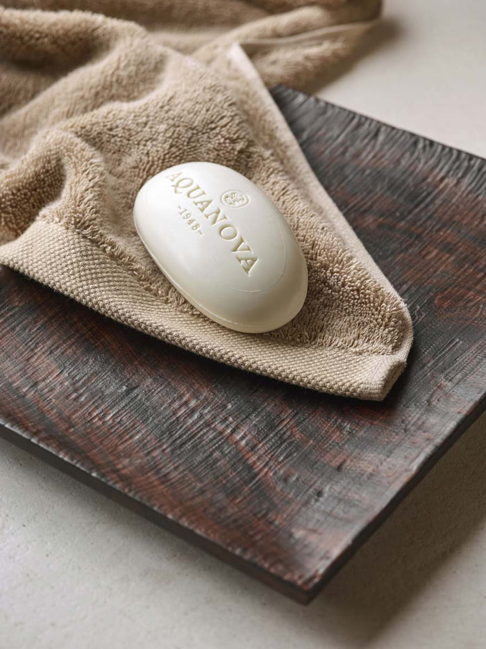 Ebony Tray Pecan | Bruin | Hout