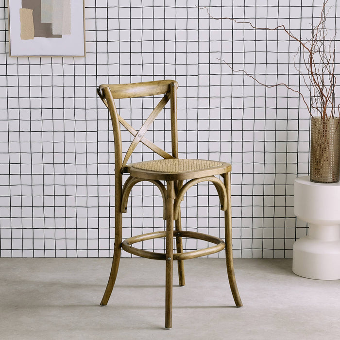 sweeek - Vintage rubberhouten bistro barkruk met voetensteun