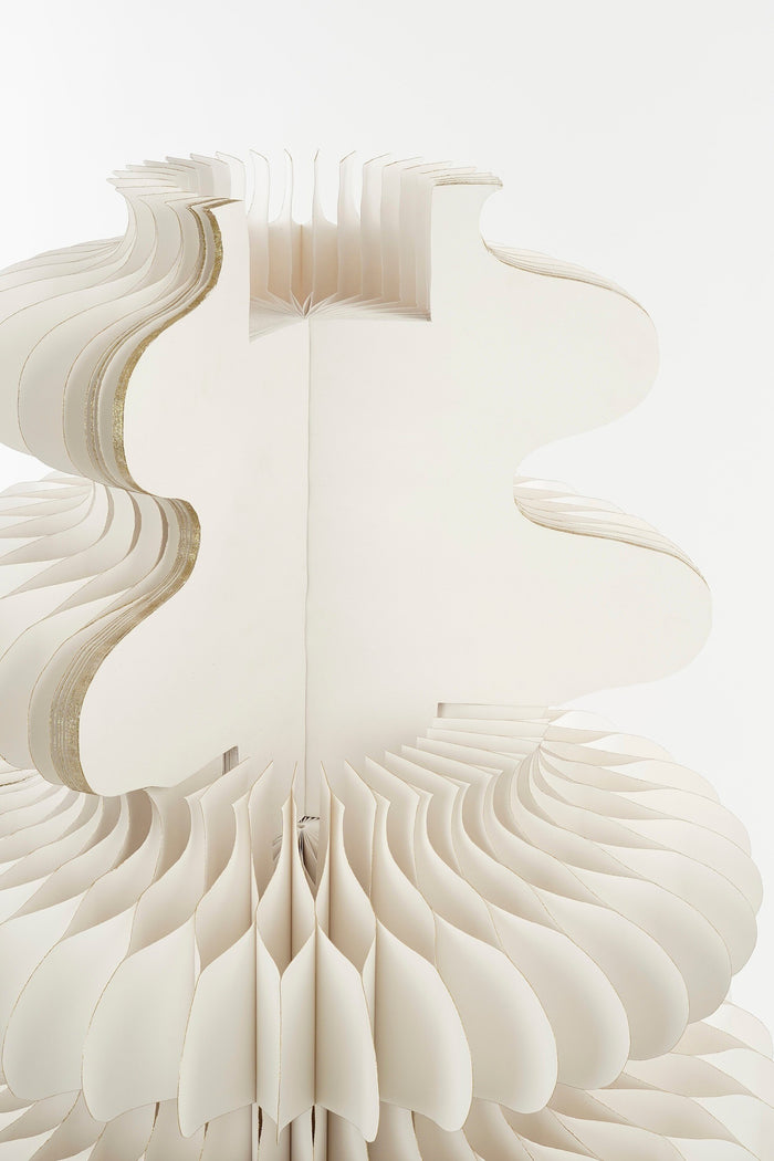 Mica Decorations Decoratie Kerstboom - H153 x Ø104 cm - Papier - Wit