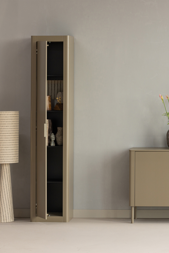 WOOOD Gunnar Smalle Hoge Kast - Grenen - Mud -217x45x39