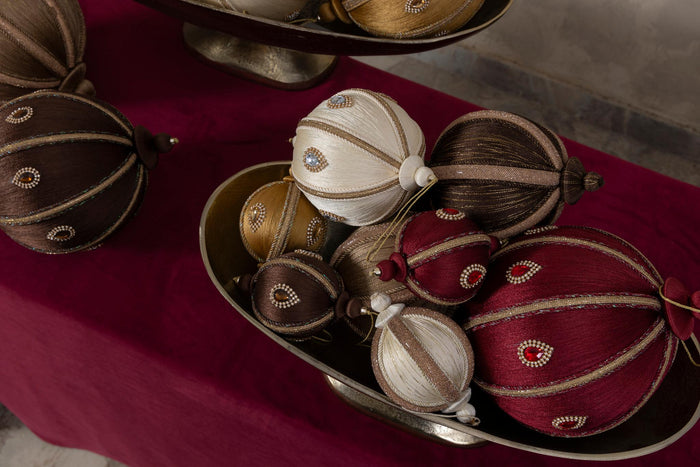 PTMD Marcuis Brown Polyester Thread Ornament W Stone L