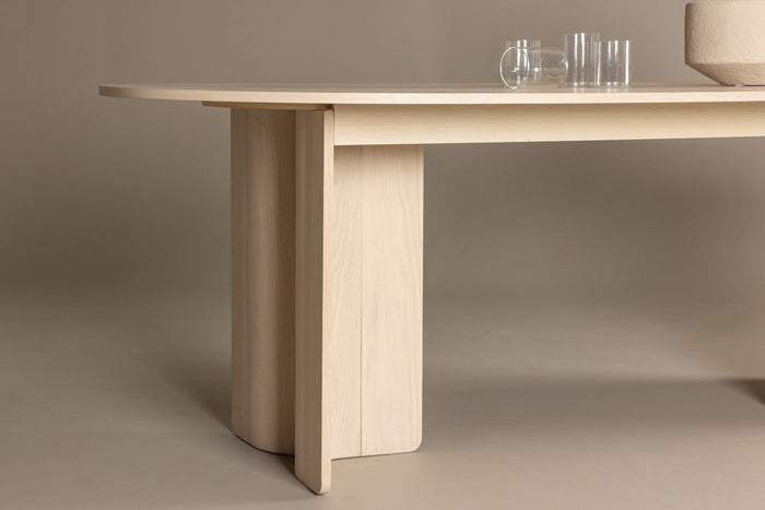 Fjôrd - Eettafel Rond - Naturel - 220x100x75cm - Tyresö