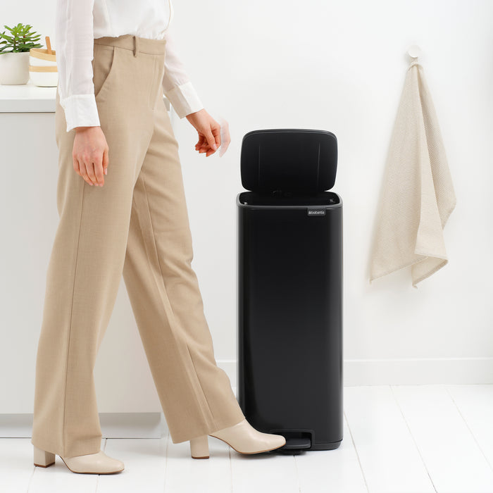 Brabantia Bo Pedaalemmer 30 L - Matt Black