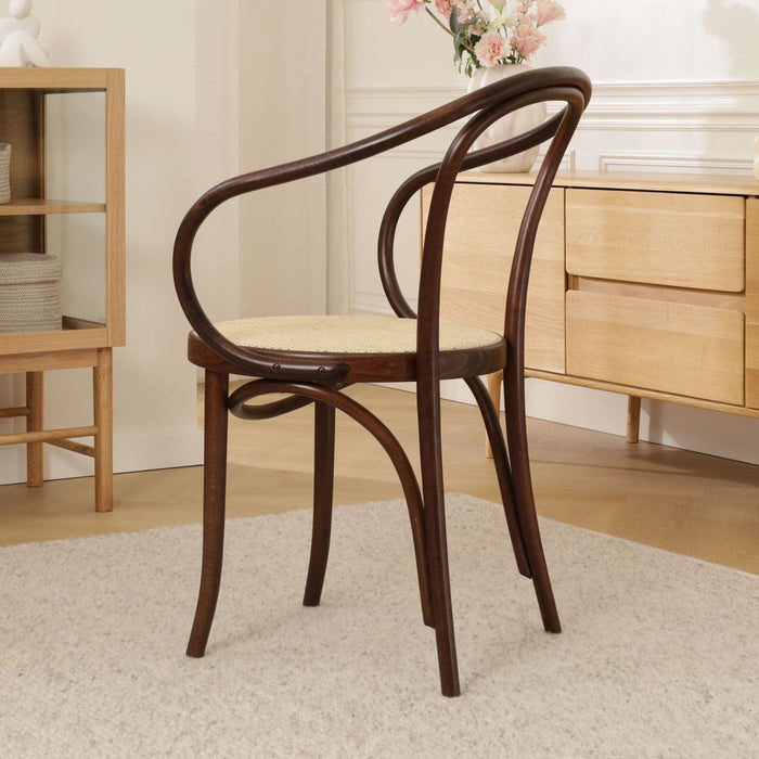 Fameg Venice No. 9 Eetkamerstoel Walnoot - Armleuning - Rotan Zitting