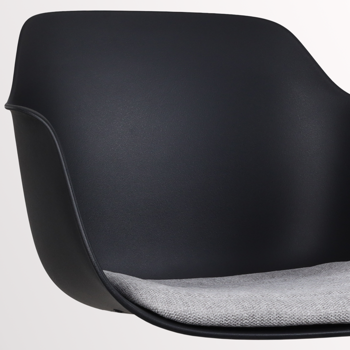 Nolon Noa-Liz Eetkamerstoel Zwart - Lichtgrijs Kussen - Witte Poten