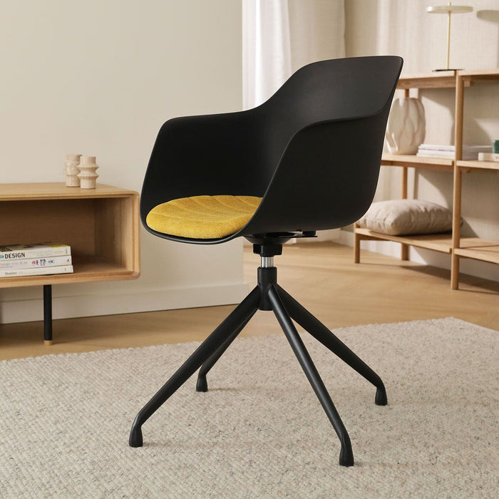 Nolon Nola-Liz Eetkamerstoel Zwart - Okergeel - Draaibaar - Zwart