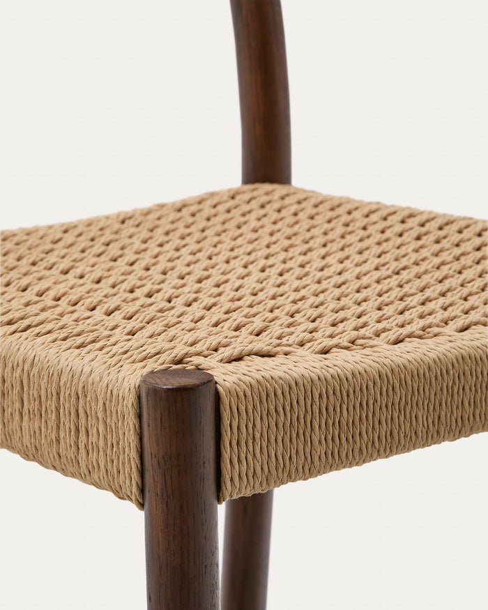 Kave Home - Kruk Yalia met FSC100% massief eikenhouten rugleuning,