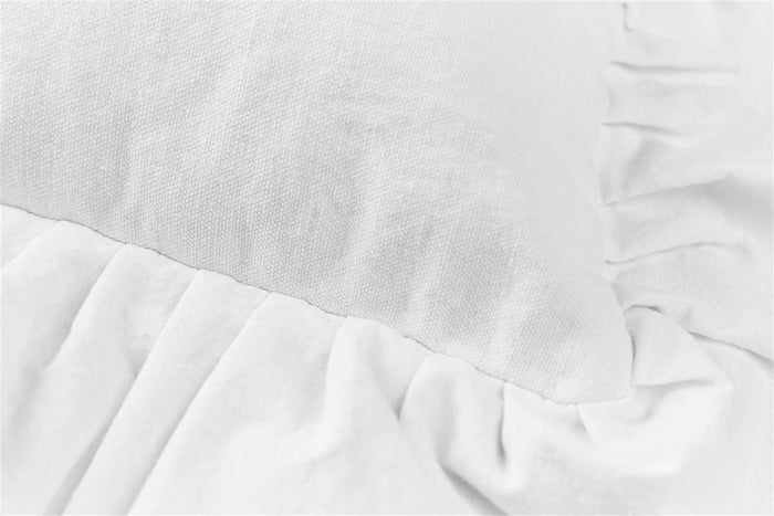 KAAT Amsterdam sierkussen Faby white