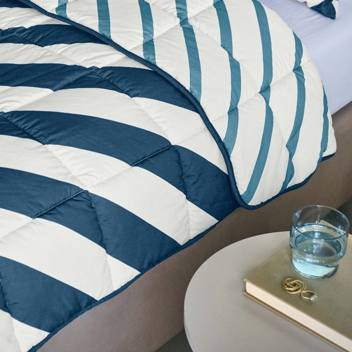 Ambiante Wasbaar Dekbed 200 x 240 cm - Mares Blue