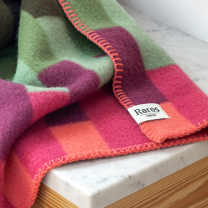 Røros Tweed Åsmund Plaid - Bold Roze / Groen