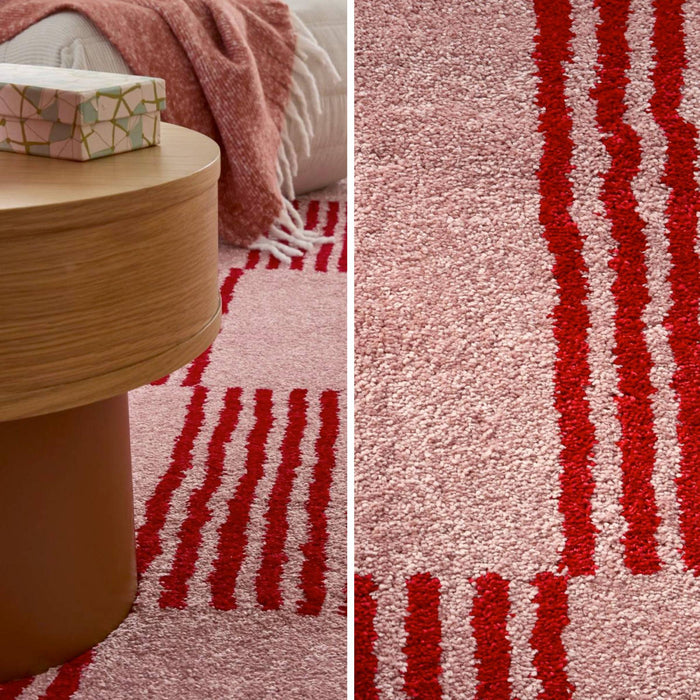 sweeek - Binnen tapijt rood en roze dambordpatroon