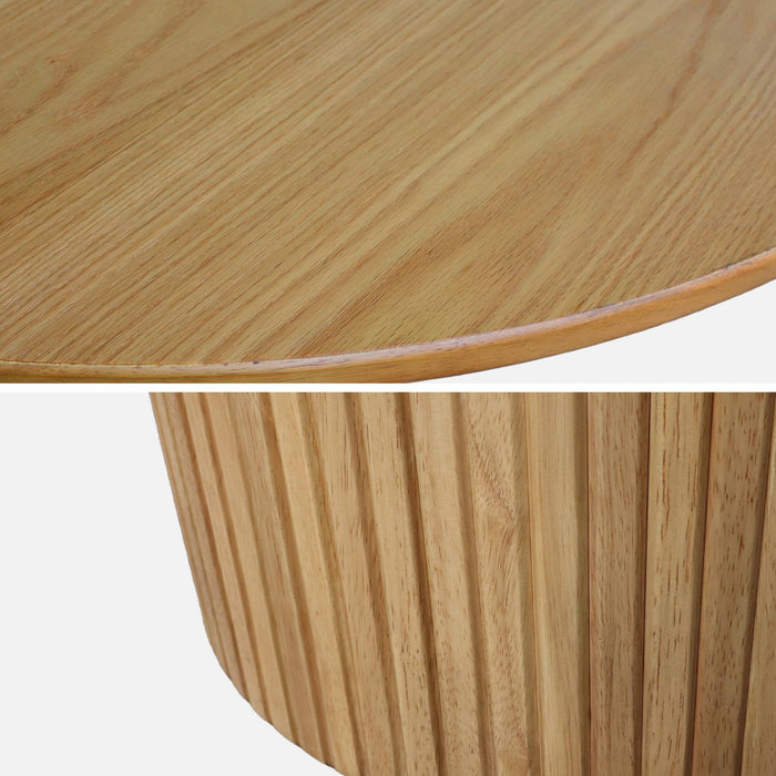 sweeek - Ronde eettafel van rubberhout en eikenfineer 4 plaatsen