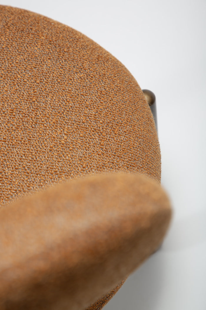 Dan-Form Woke Pompoen Bouclé Eetkamerstoel set van 2