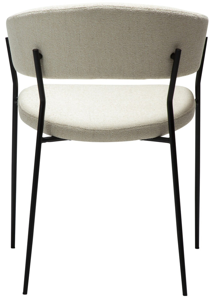 Dan-Form Reboot Beige Bouclé Armstoel set van 2