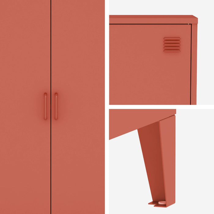 sweeek - Industriële metalen kast 2 deuren