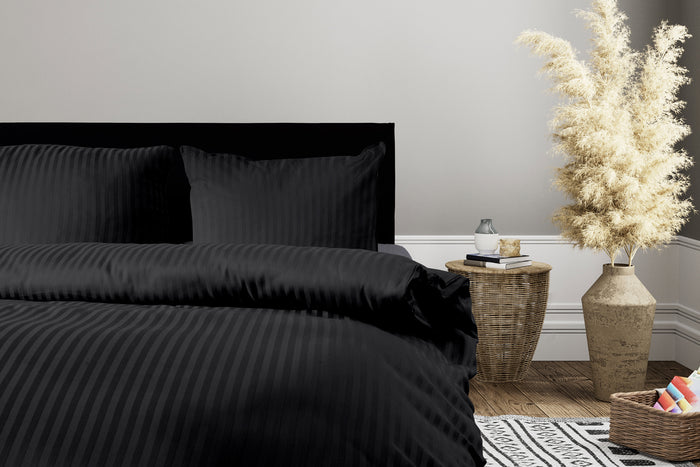 Eleganzzz Dekbedovertrek Hotel Kwaliteit Satijn Streep black