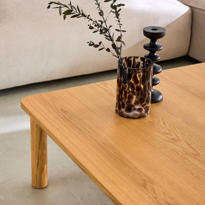 sweeek - Salontafel van rubberhout met eikenfineer, vierkant